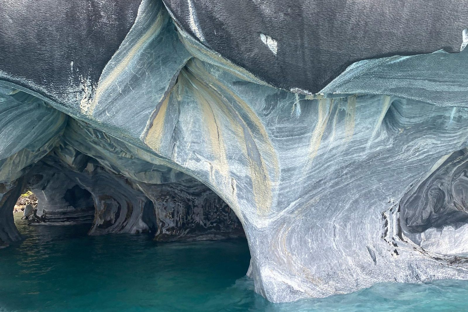 Capillas de M&aacute;rmol en el Lago General Carrera, Carretera Austral