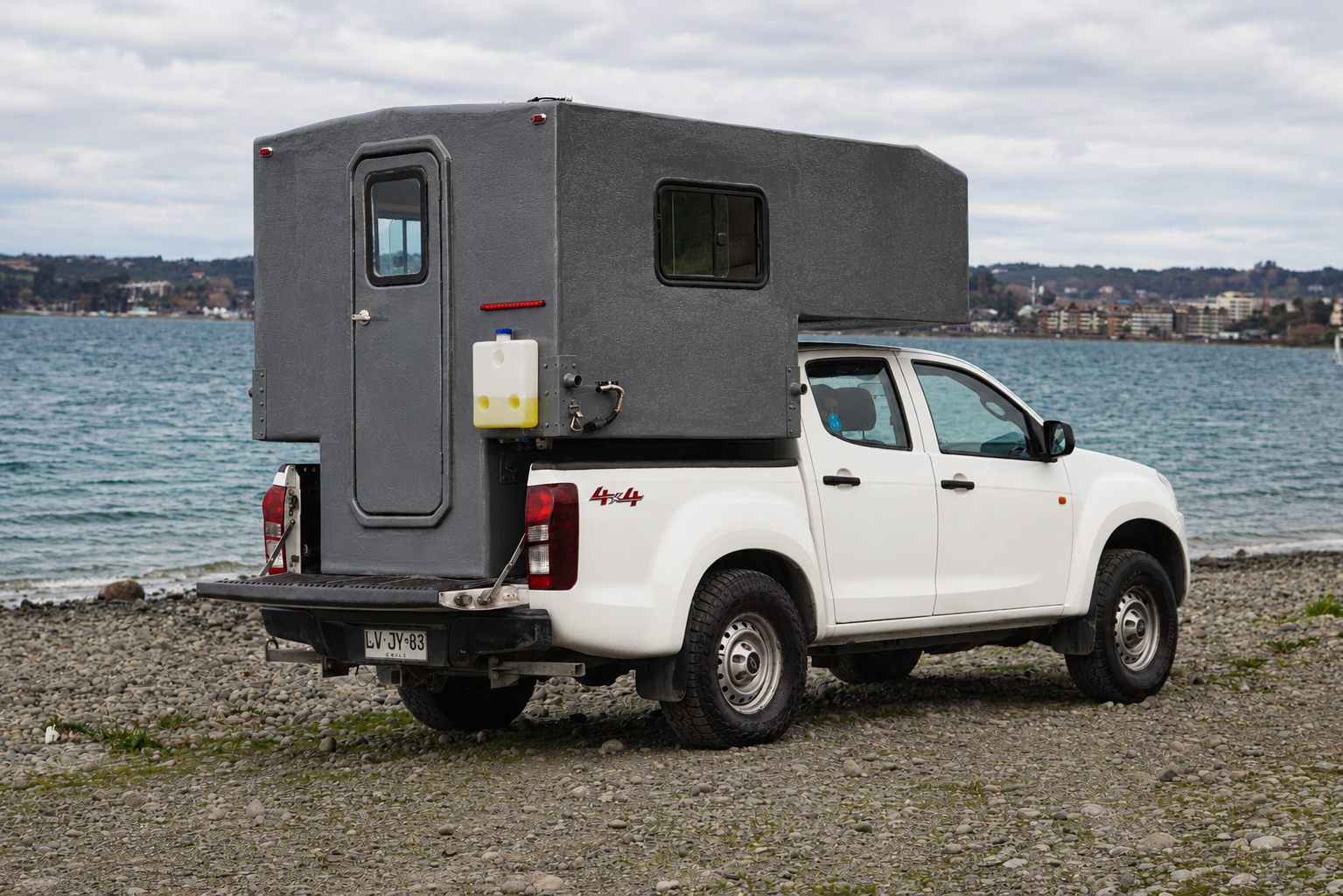 Nomads M vista trasera exterior
